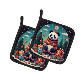 Panda Christmas Pair of Pot Holders Kitchen Heat Resistant Pot Holders Sets Oven Hot Pads for Cooking Baking BBQ, 7 1/2 x 7 1/2 (Default: Default)