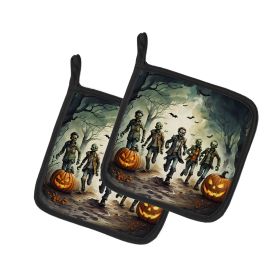 Zombies Spooky Halloween Pair of Pot Holders Kitchen Heat Resistant Pot Holders Sets Oven Hot Pads for Cooking Baking BBQ, 7 1/2 x 7 1/2 (Default: Default)
